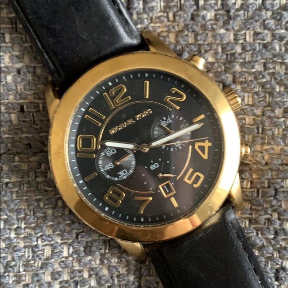 Michael Kors Gold Tone and Black Leather Watch - Picture 5 of 9